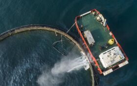 ضرورت توسعه قفس‌های دریایی در پهنه دریای خزر؛ گیلان از سرمایه‌های کشور در حوزه‌های شیلاتی است
